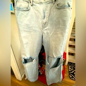 Women's ripped knee pants size 15/XL.
